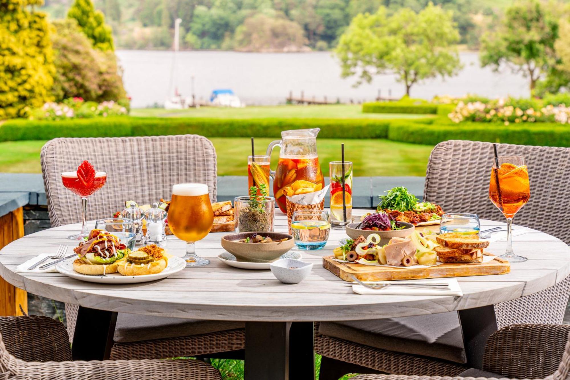 גלנרידינג The Inn On The Lake מראה חיצוני תמונה